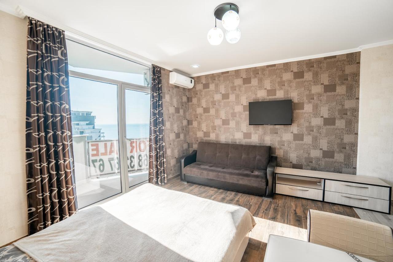 Sea Tower Apart 12 Батуми Екстериор снимка