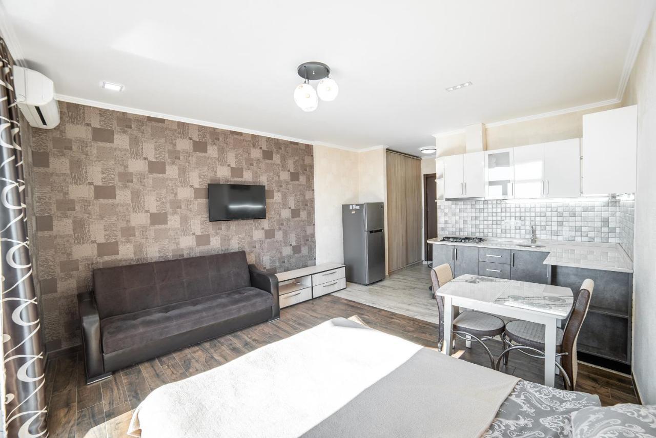 Sea Tower Apart 12 Батуми Екстериор снимка